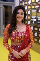 Athulya Ravi at Nexa SIIMA Awards 2023